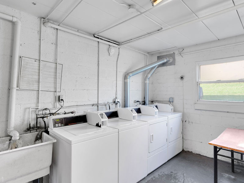 5501 Norwood Apartments